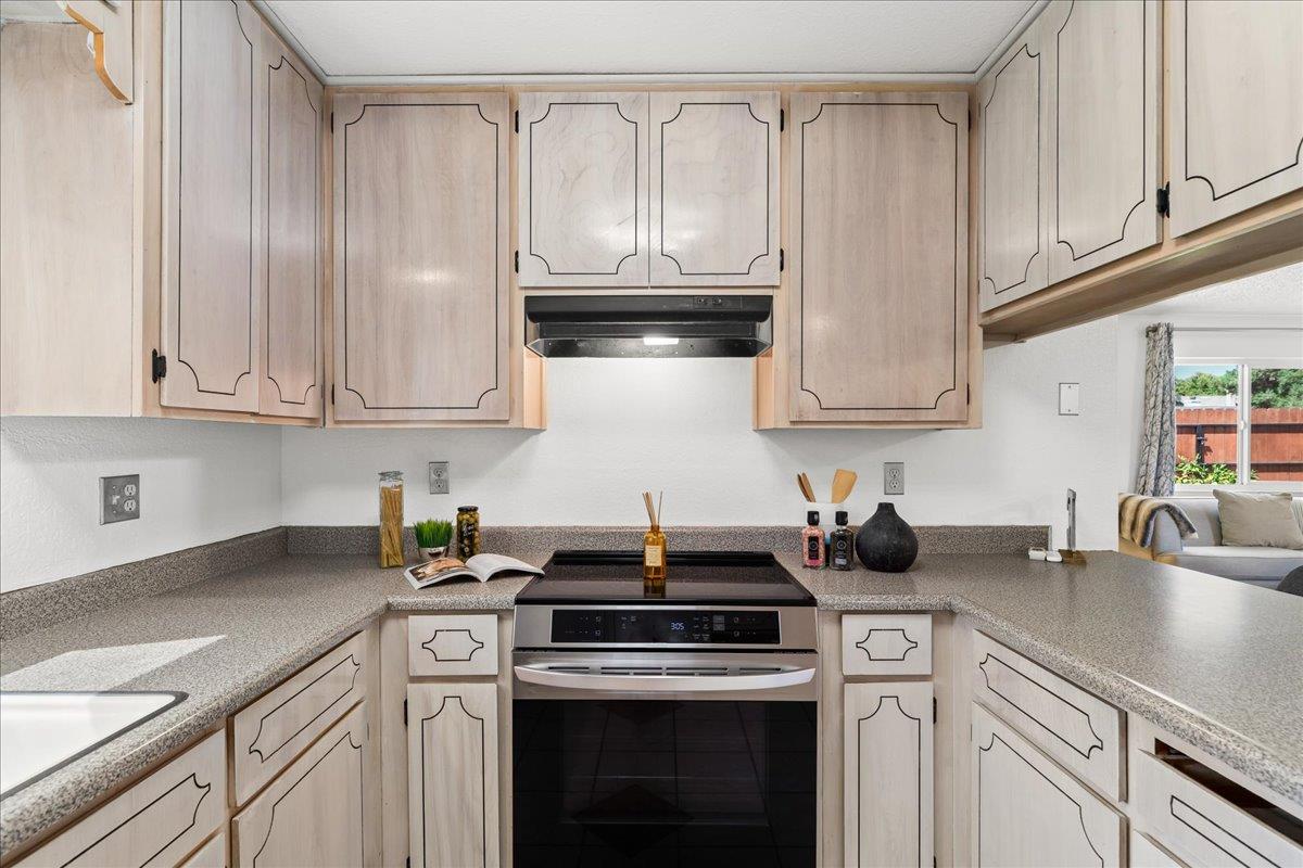 800 W Union Ave, Modesto, CA 95356