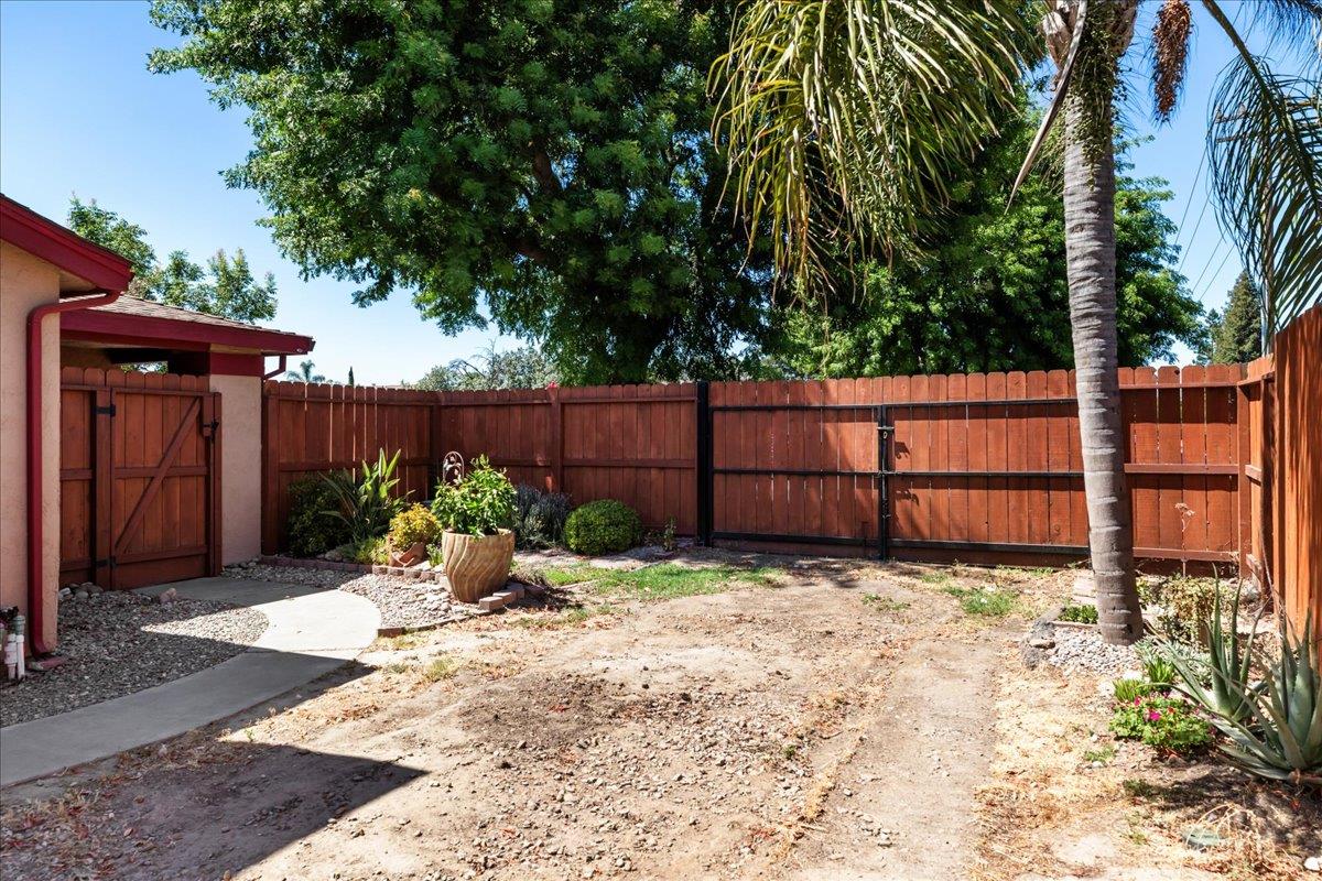 800 W Union Ave, Modesto, CA 95356