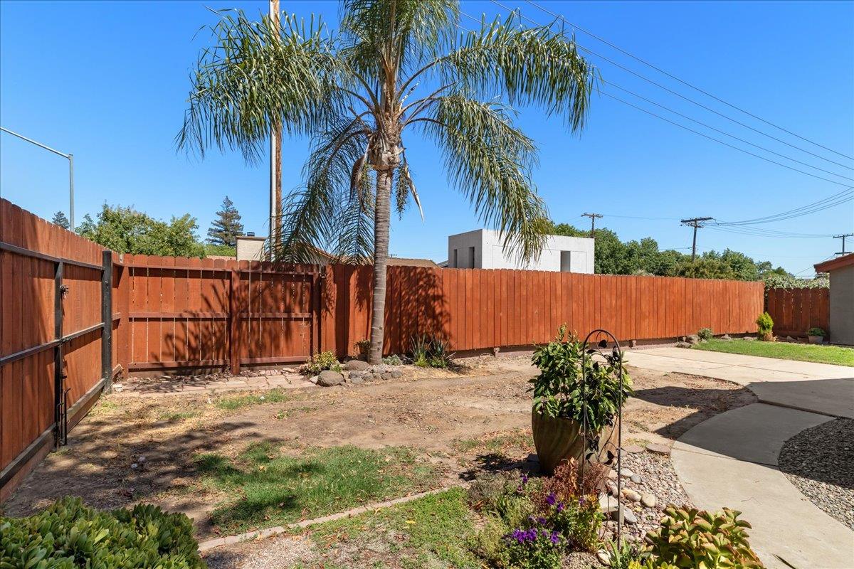 800 W Union Ave, Modesto, CA 95356