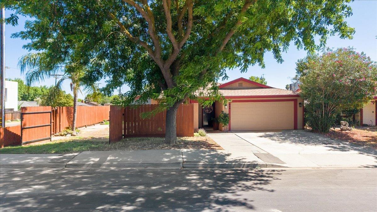 800 W Union Ave, Modesto, CA 95356