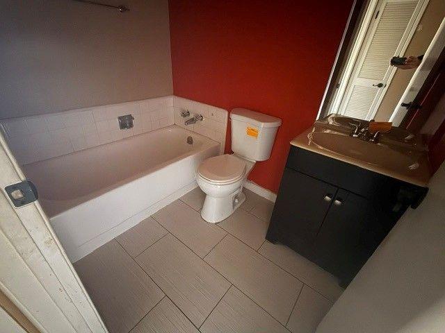 617 W Granger Ave #86, Modesto, CA 95350