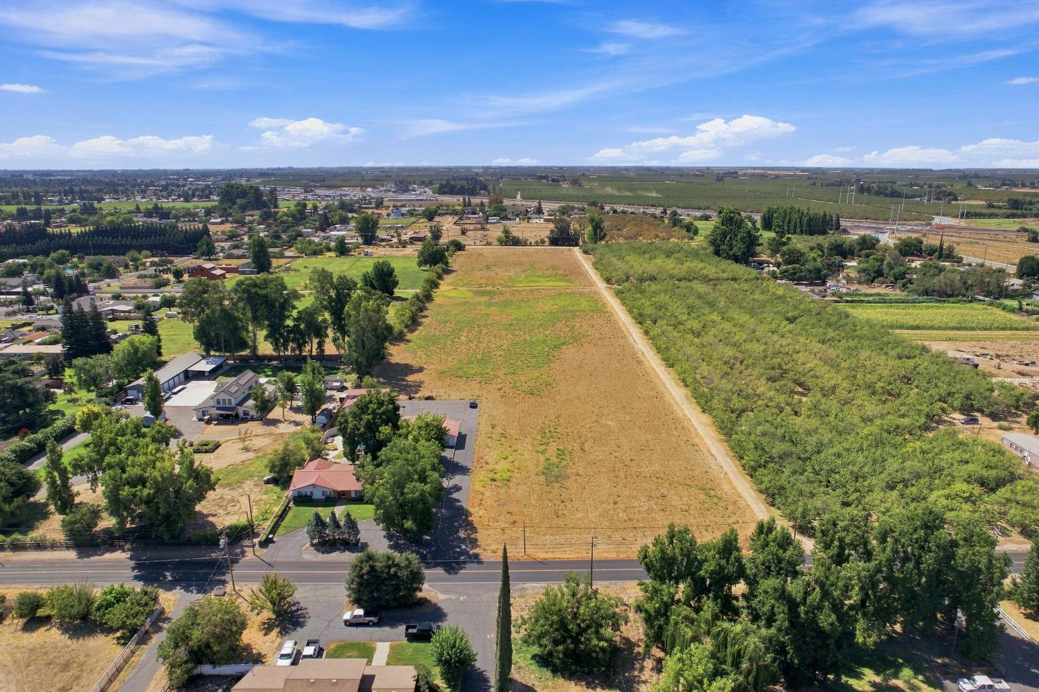 3460 E Service Rd, Ceres, CA 95307