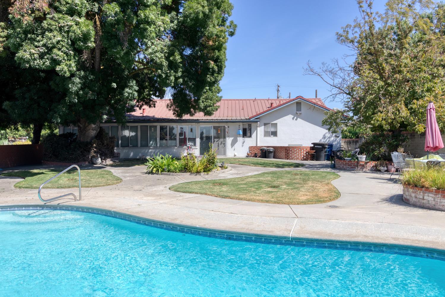 3460 E Service Rd, Ceres, CA 95307