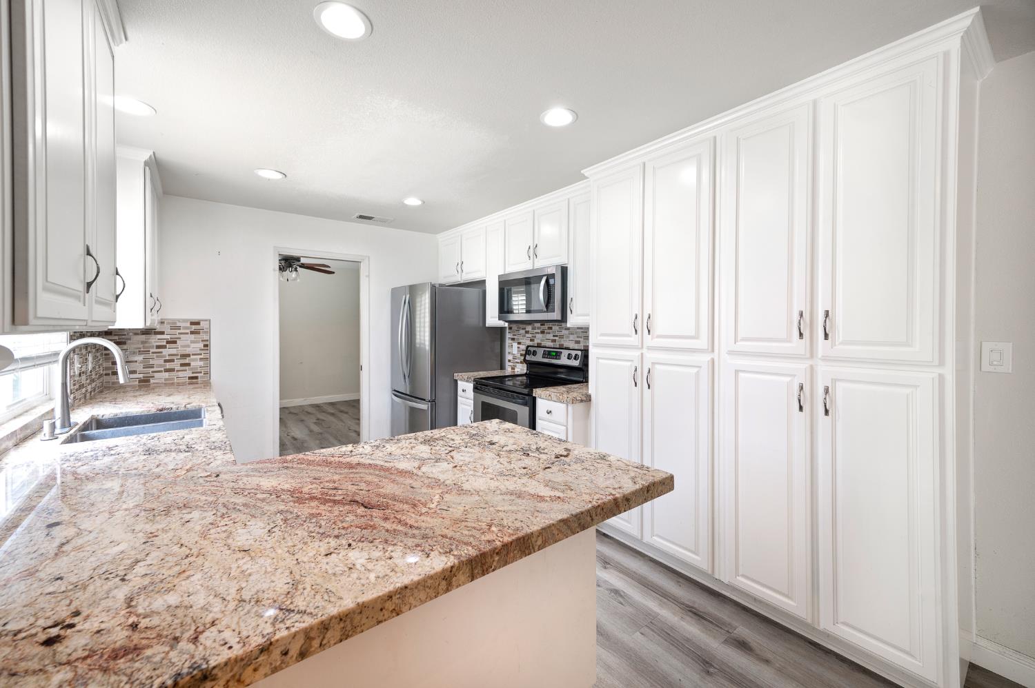 3609 Kona Oak Dr, Modesto, CA 95355