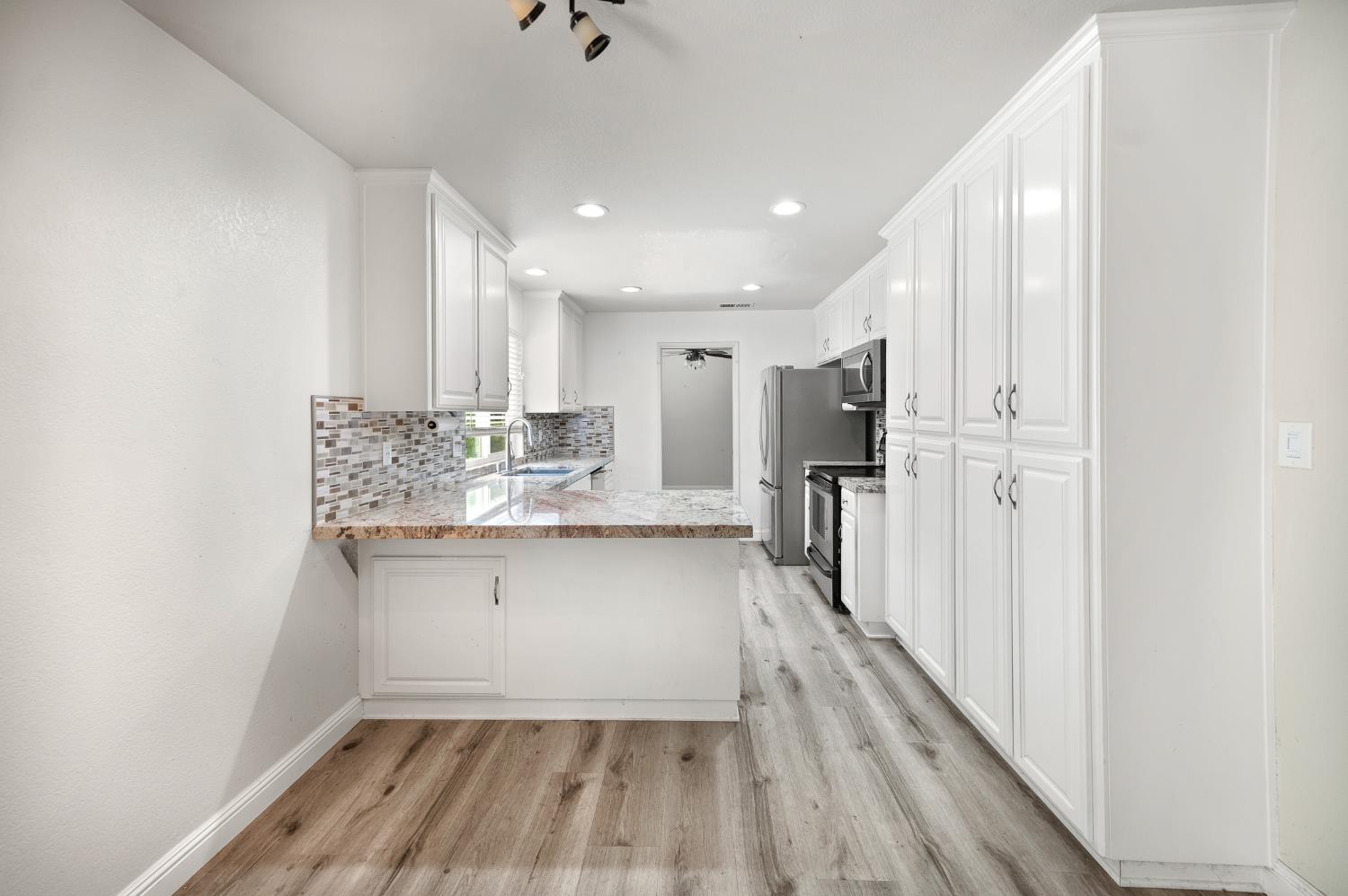 3609 Kona Oak Dr, Modesto, CA 95355