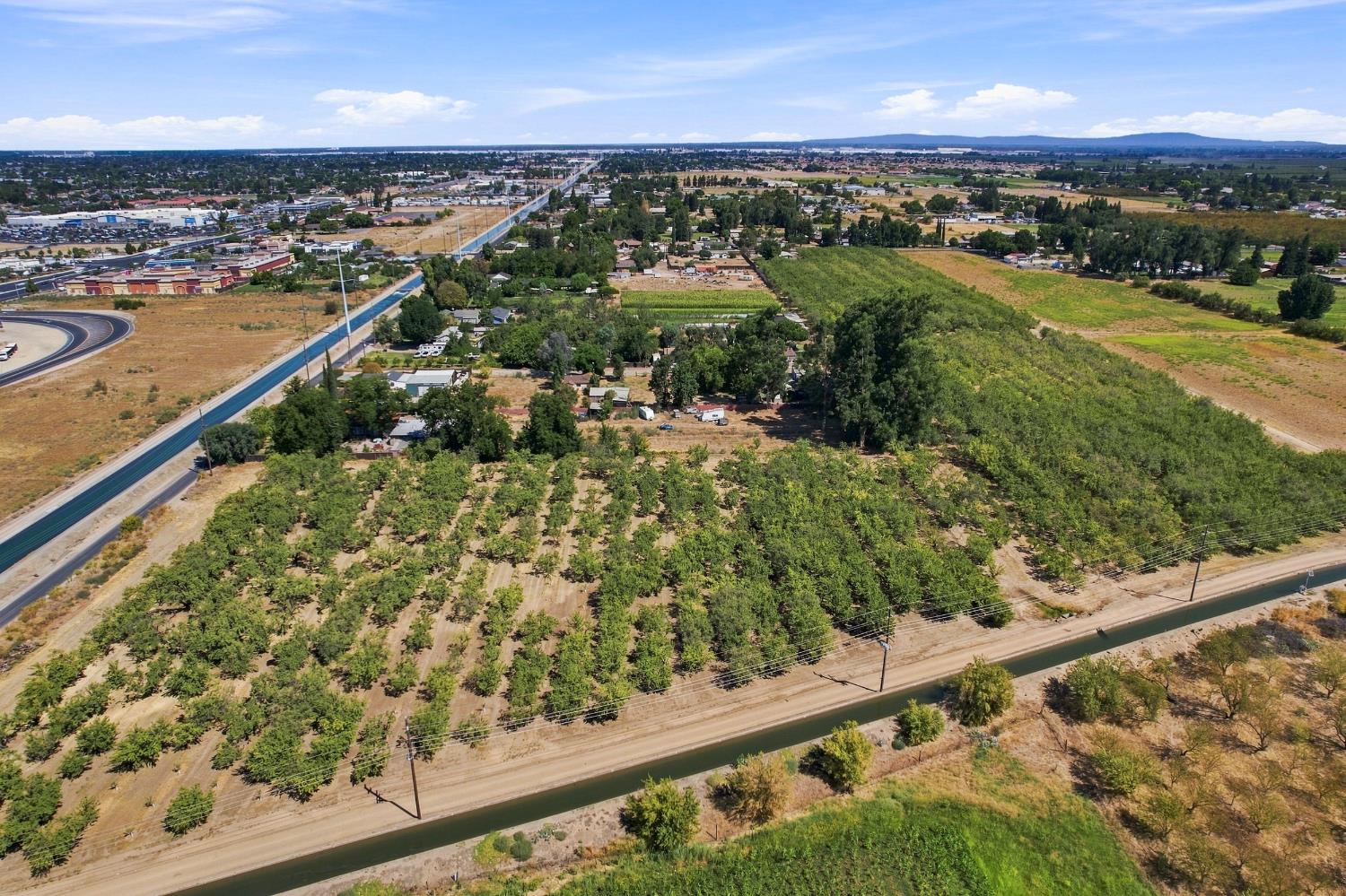 3330 E Service Rd, Ceres, CA 95307
