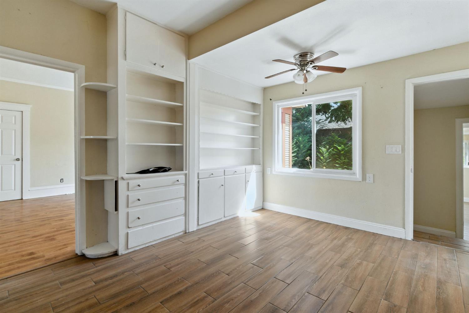 312 W Main St, Turlock, CA 95380