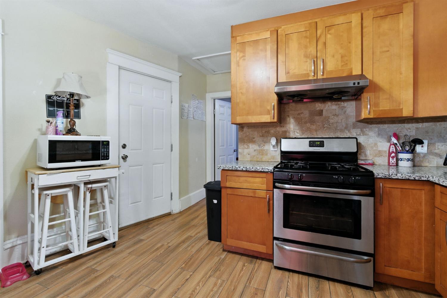 312 W Main St, Turlock, CA 95380