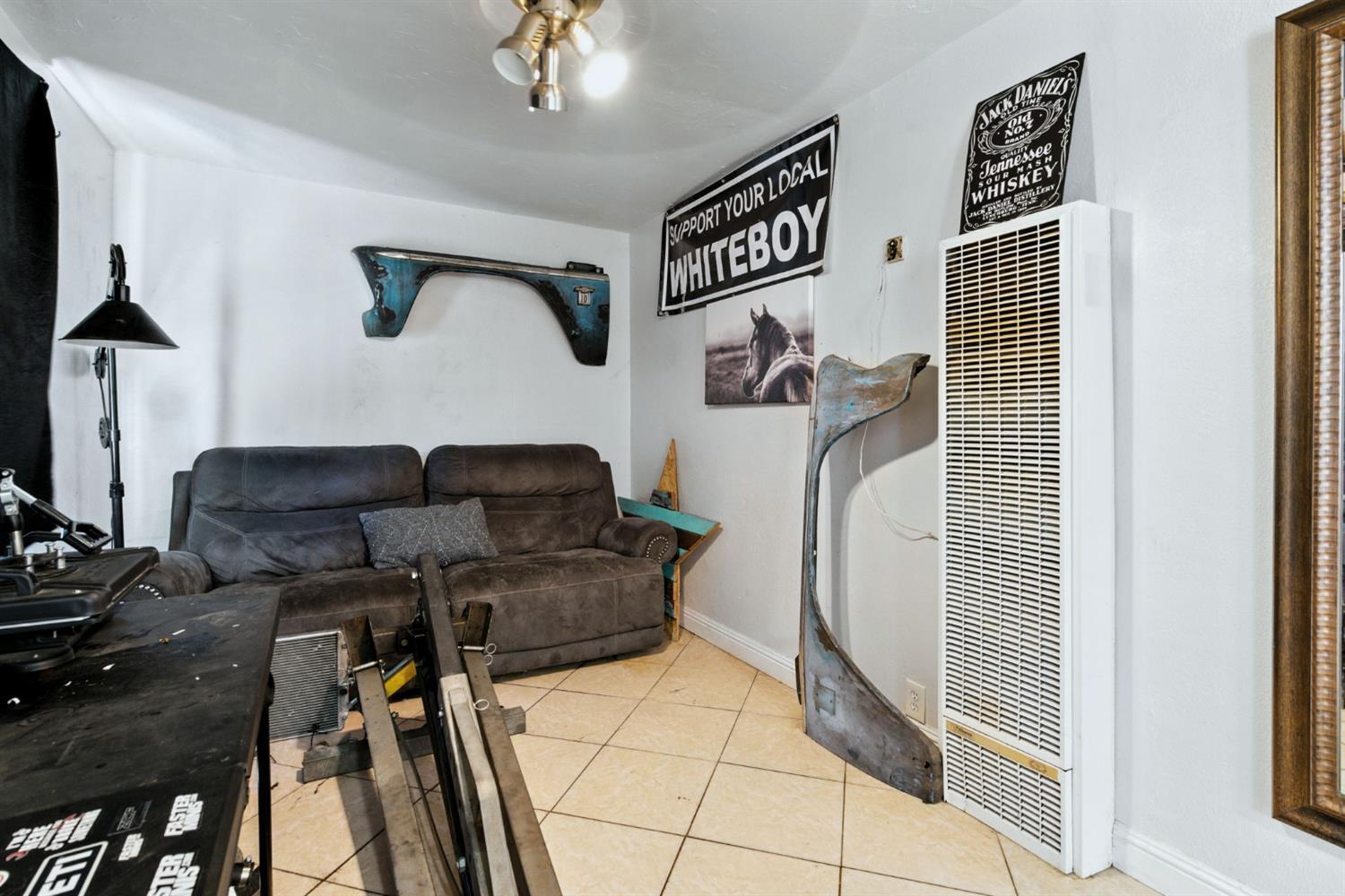 312 W Main St, Turlock, CA 95380
