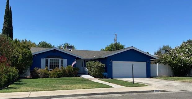 2985 Redwood Dr, Merced, CA 95340
