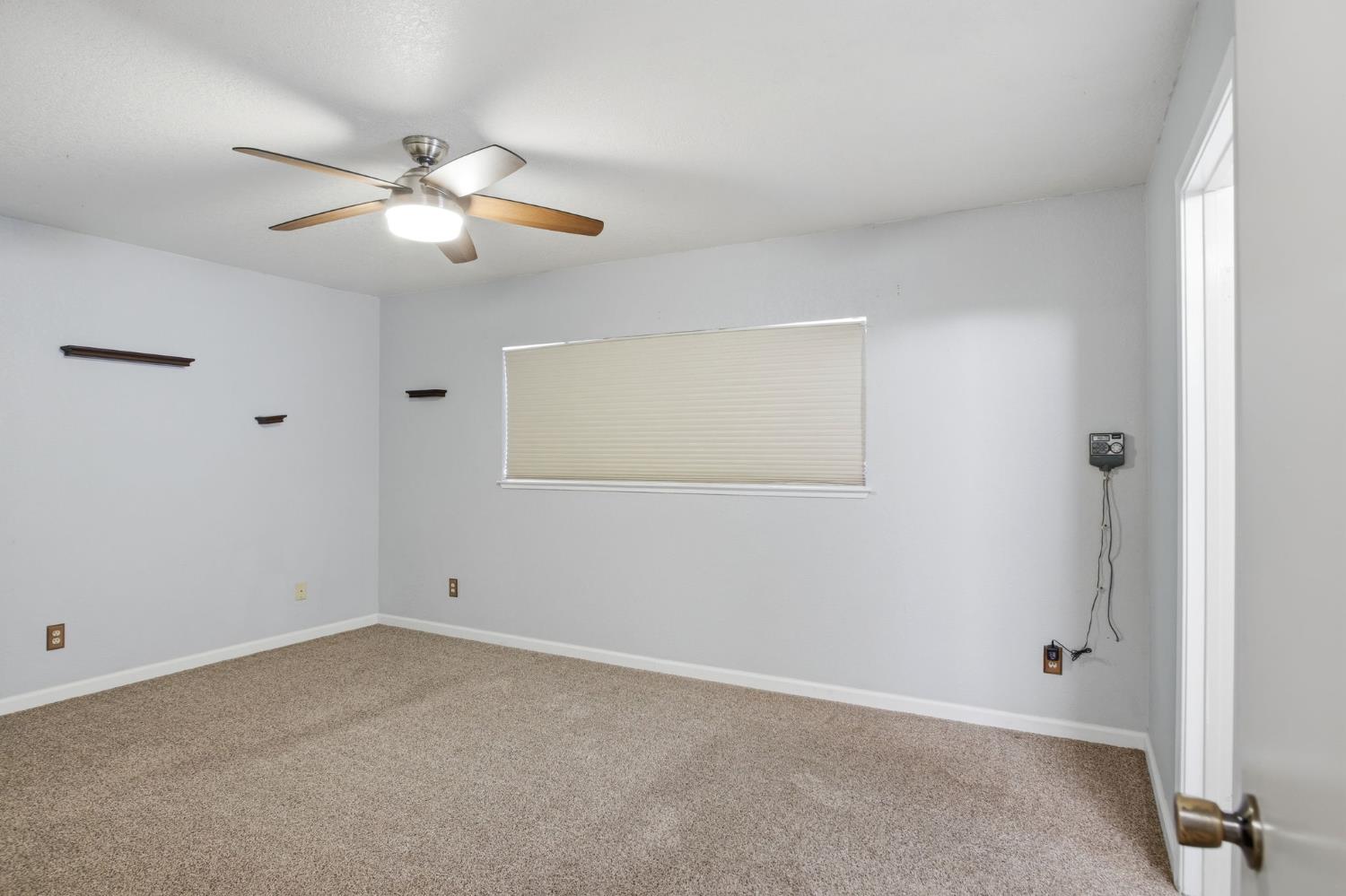 928 Valley Wind Way, Ceres, CA 95351
