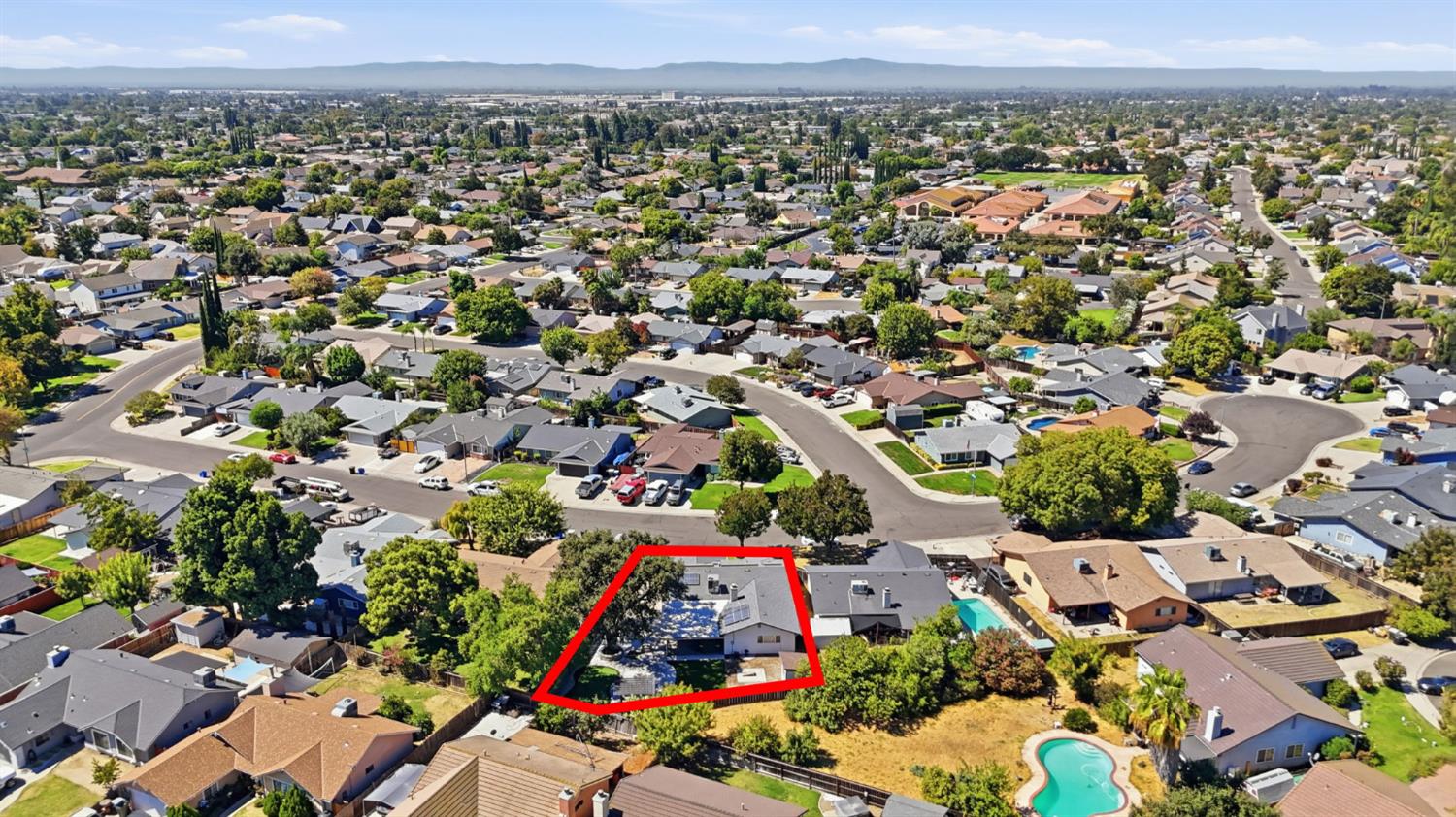 928 Valley Wind Way, Ceres, CA 95351