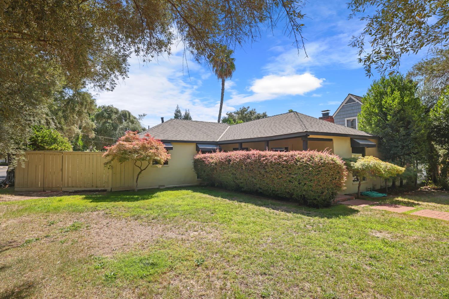 814 Geer Ave, Modesto, CA 95354