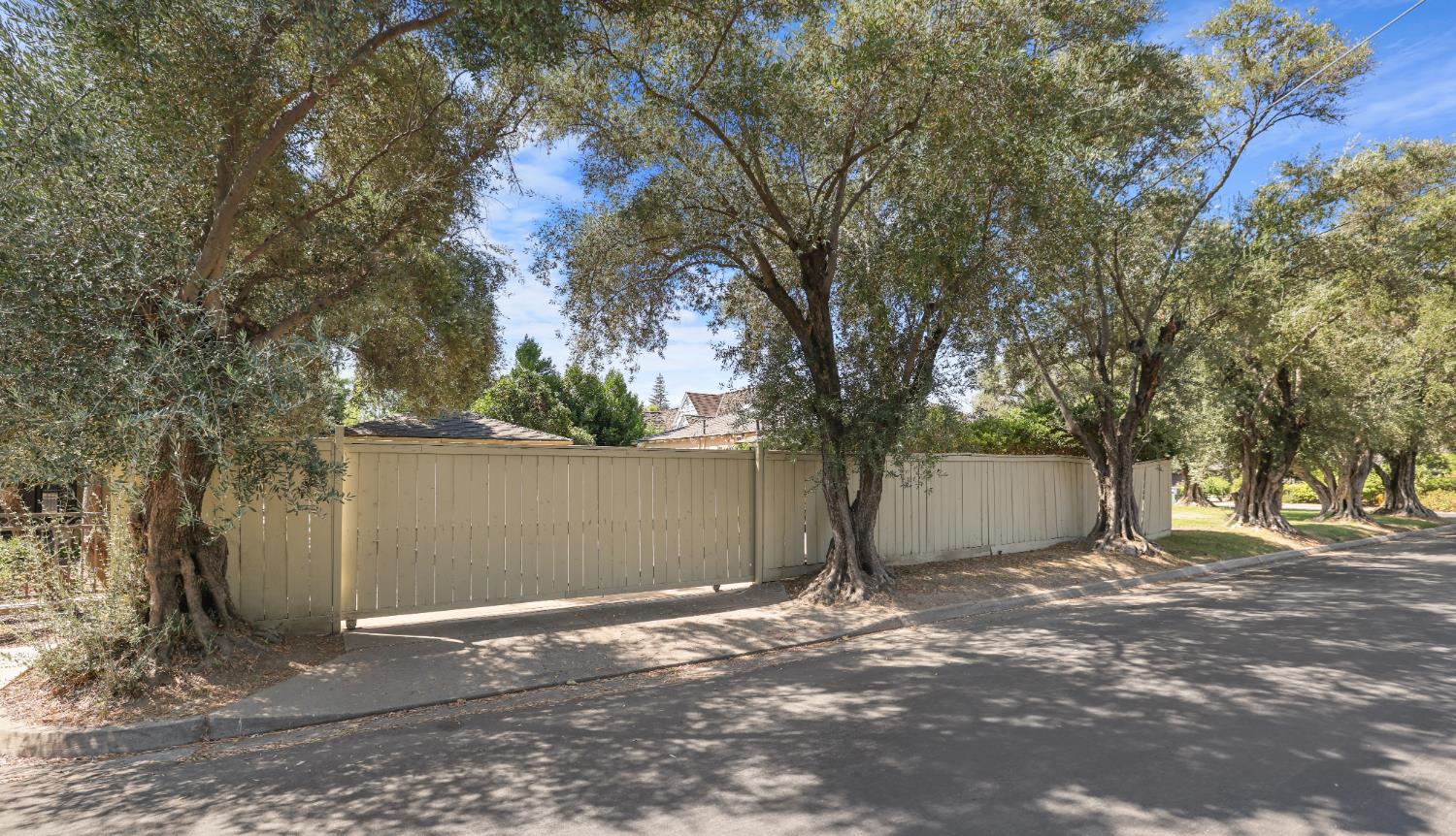 814 Geer Ave, Modesto, CA 95354