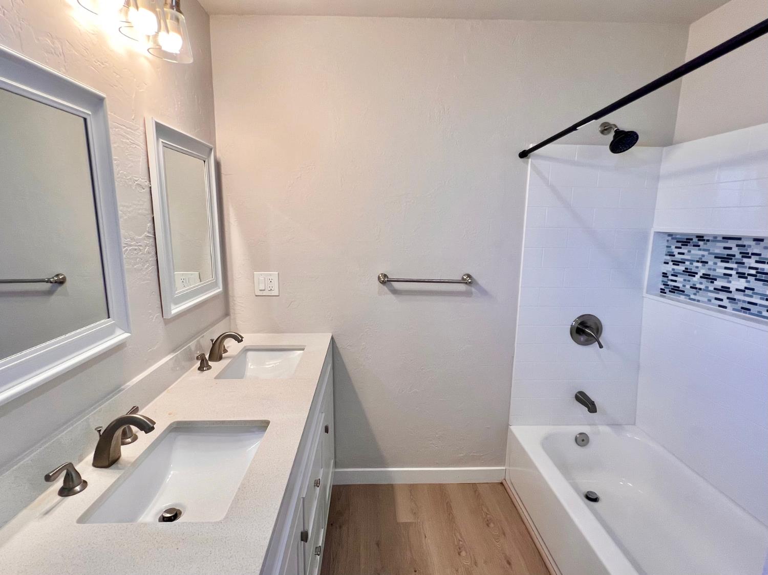 1218 R St, Newman, CA 95360
