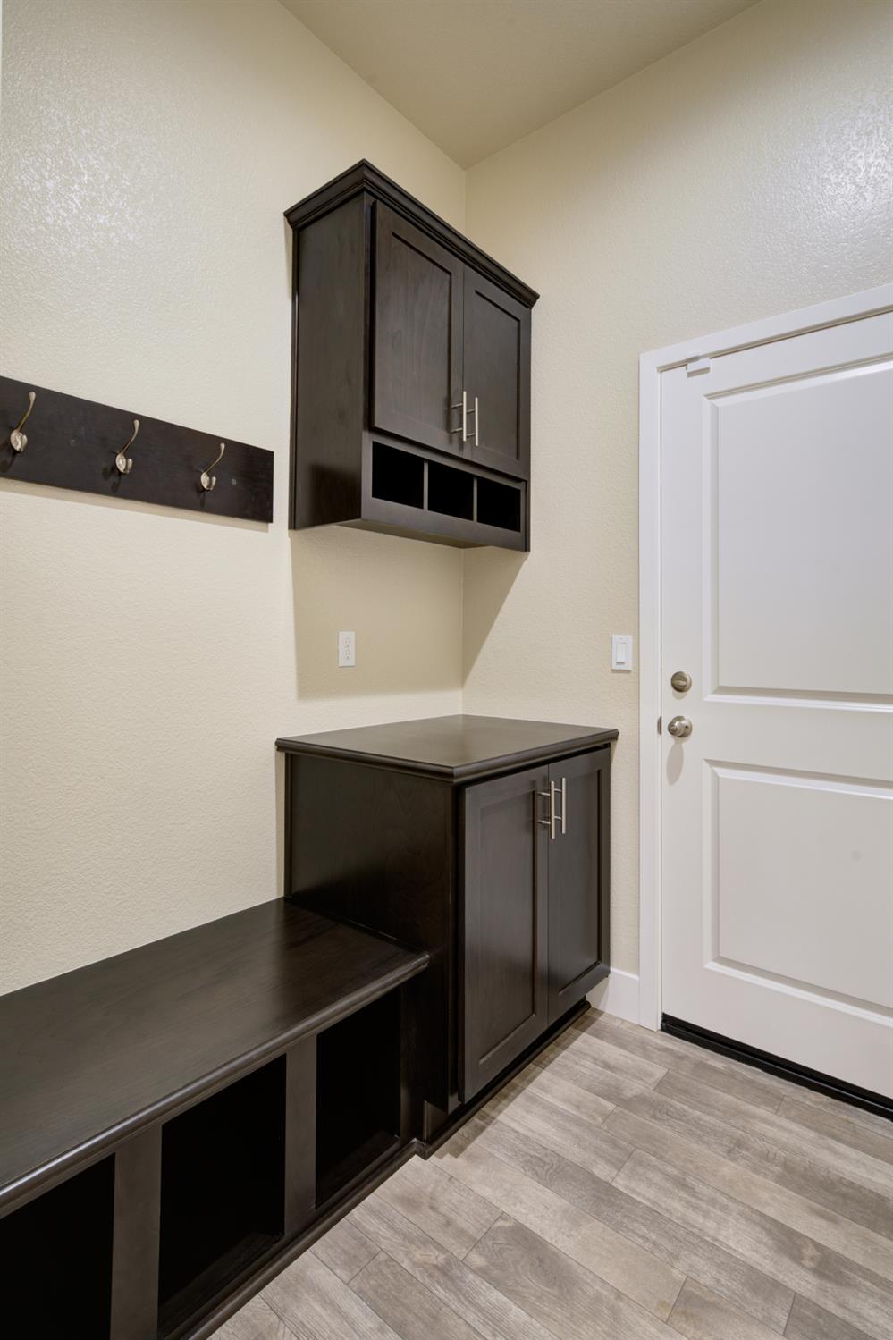 2336 Bharvani Ave, Manteca, CA 95337