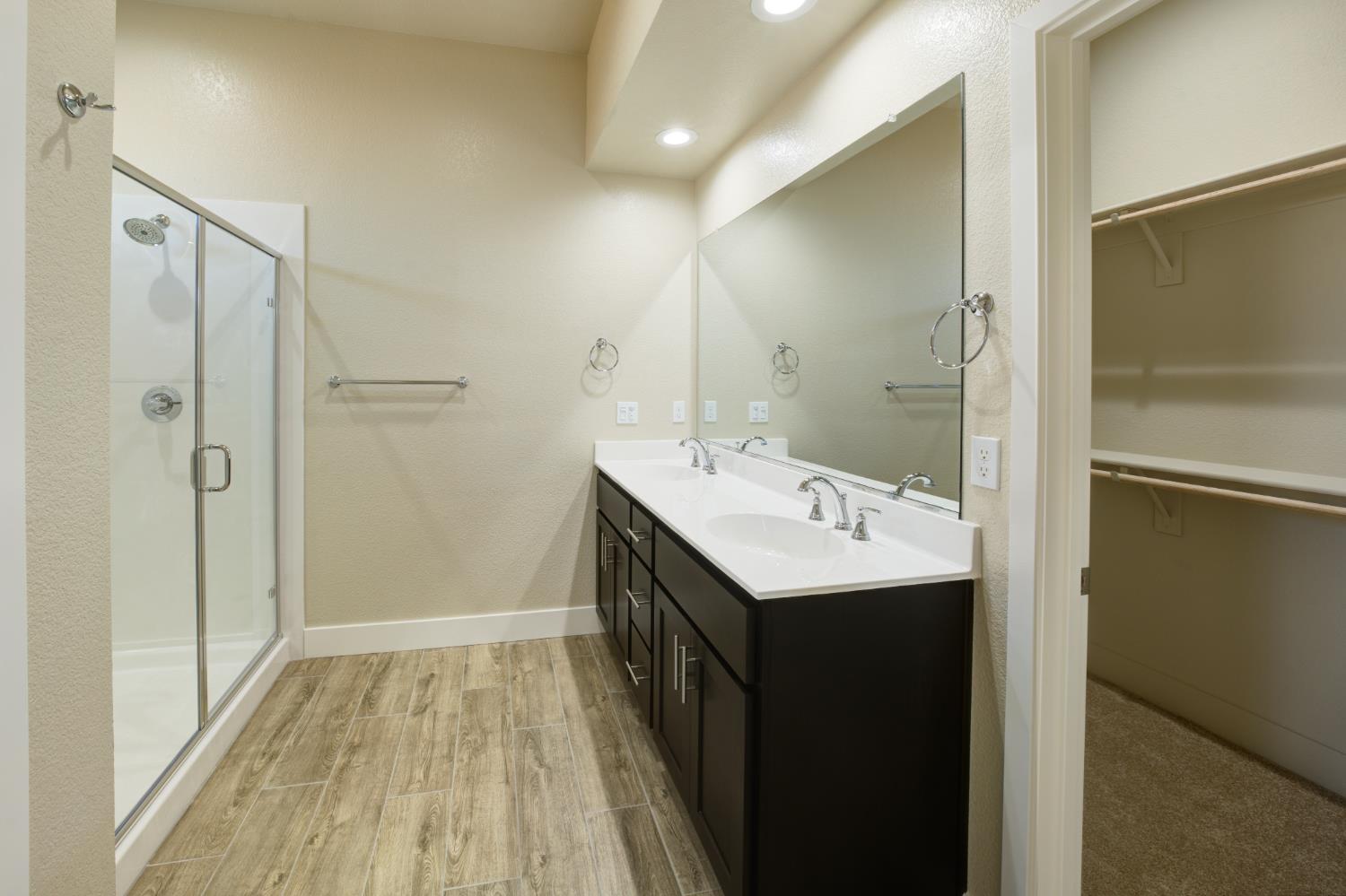 2336 Bharvani Ave, Manteca, CA 95337