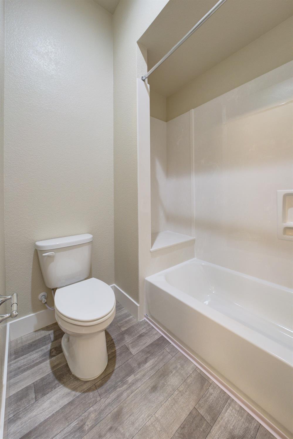 2336 Bharvani Ave, Manteca, CA 95337