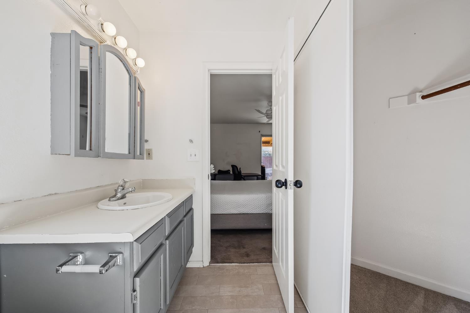 434 Occidental Ct, Merced, CA 95348