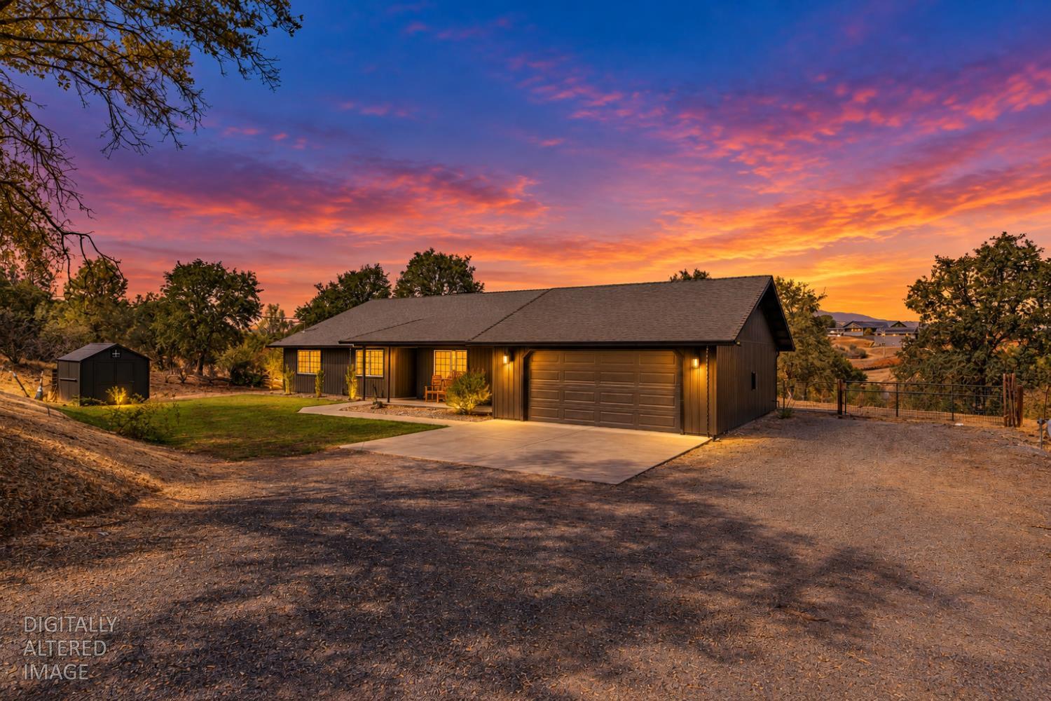 2384 Choctaw Rd, Copperopolis, CA 95228