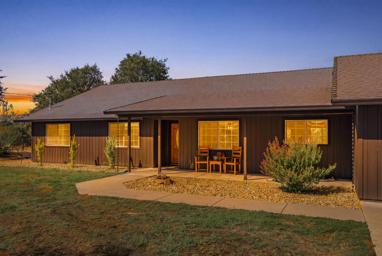 2384 Choctaw Rd, Copperopolis, CA 95228