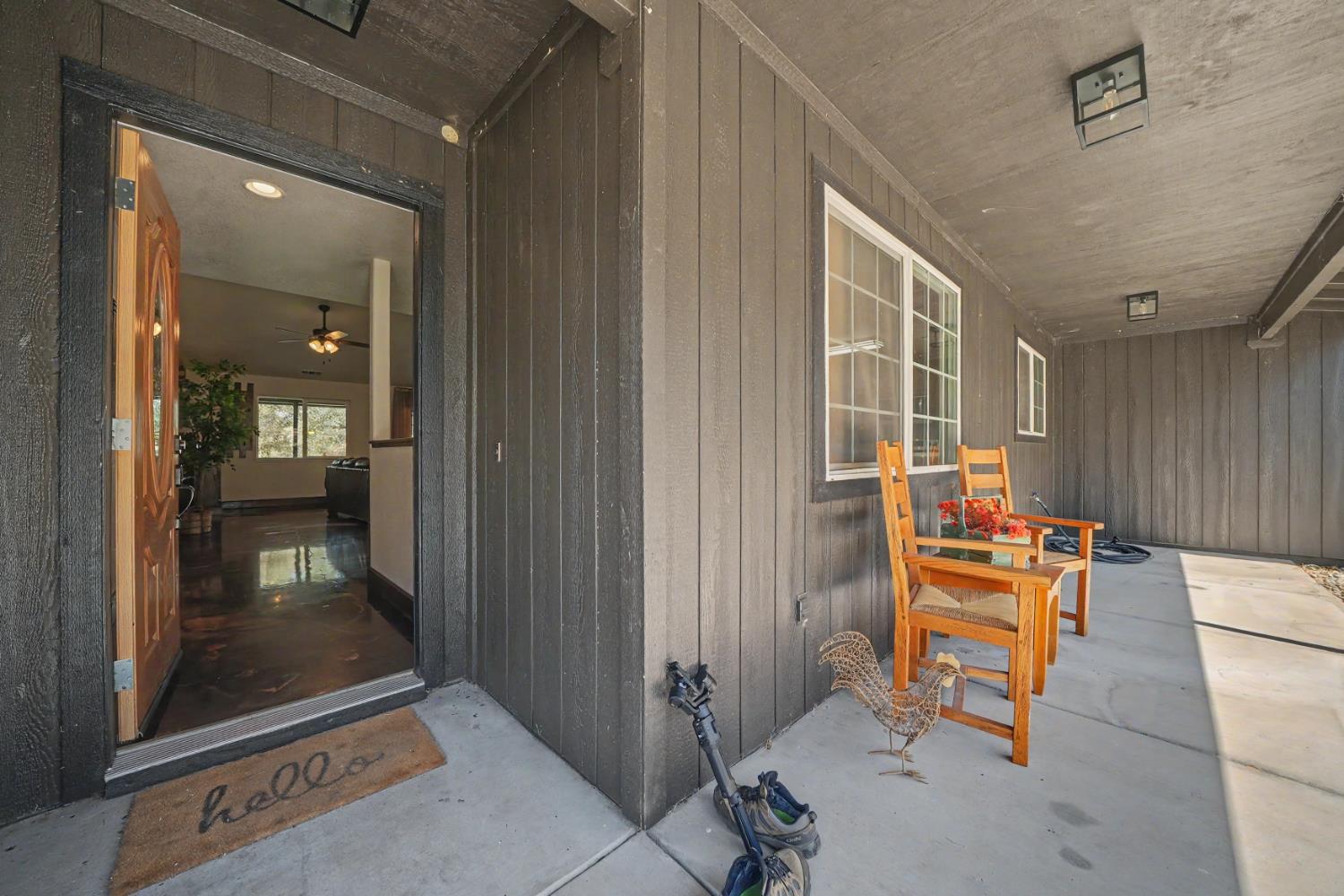 2384 Choctaw Rd, Copperopolis, CA 95228