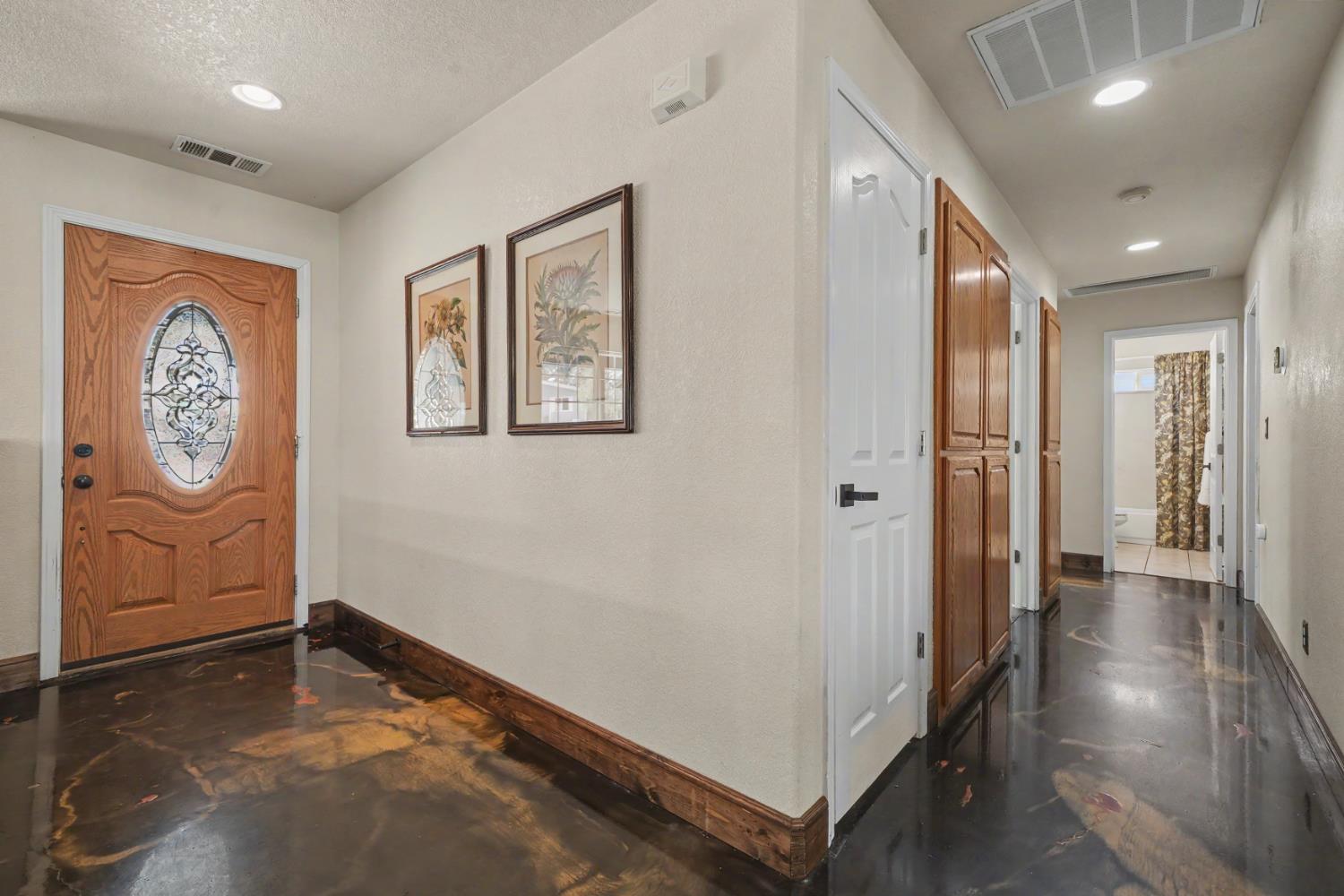 2384 Choctaw Rd, Copperopolis, CA 95228