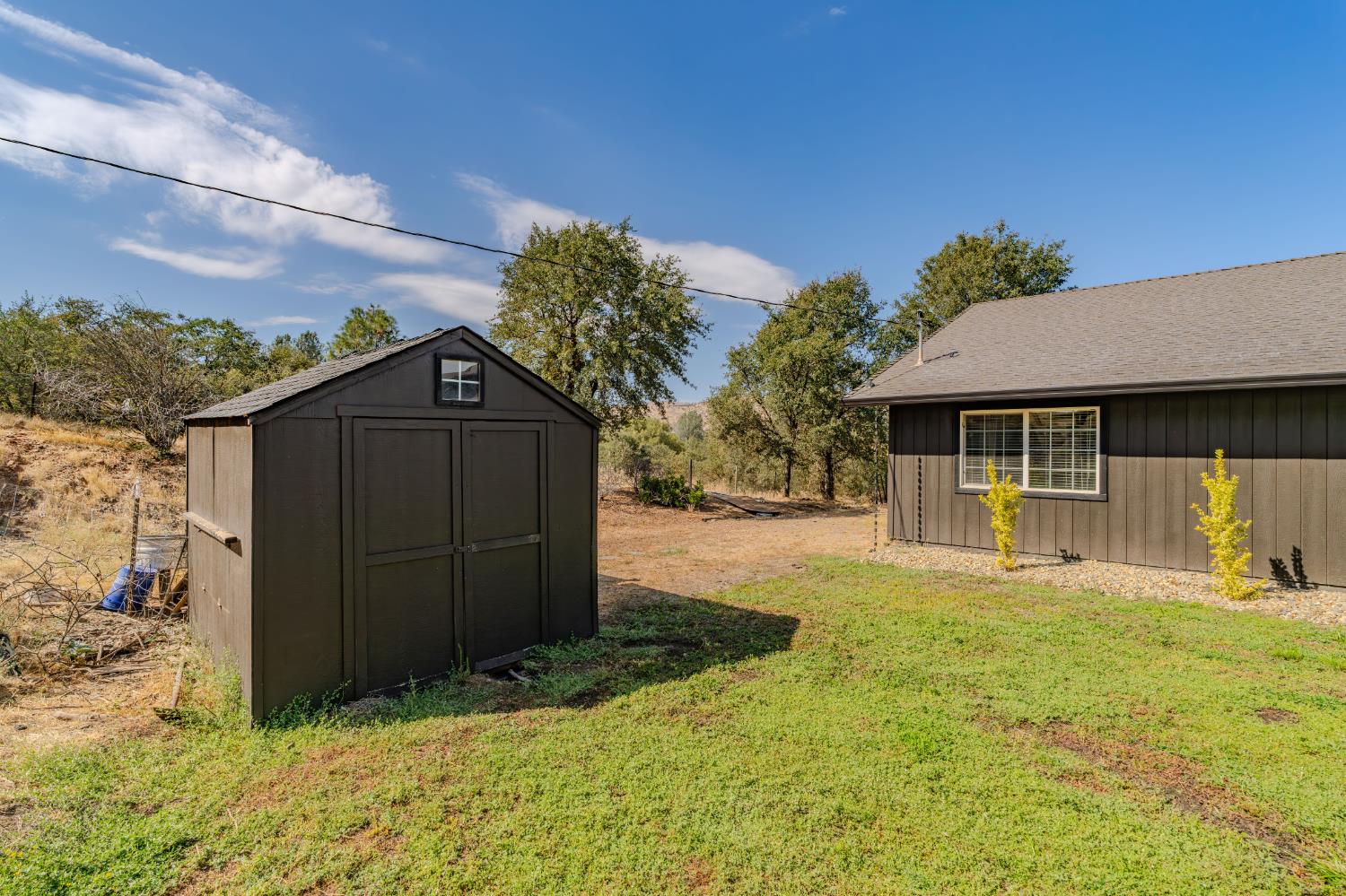 2384 Choctaw Rd, Copperopolis, CA 95228