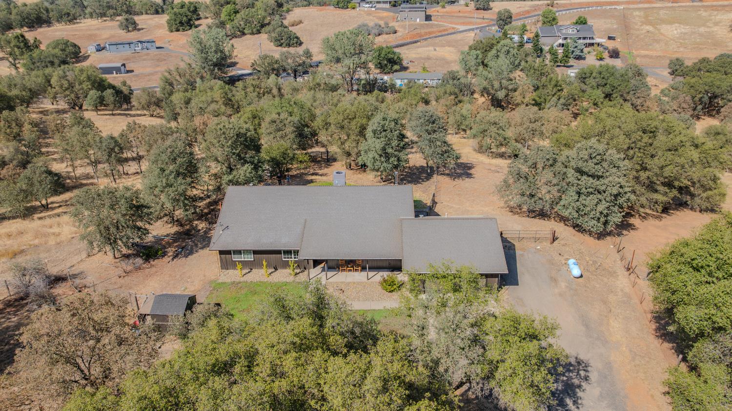 2384 Choctaw Rd, Copperopolis, CA 95228