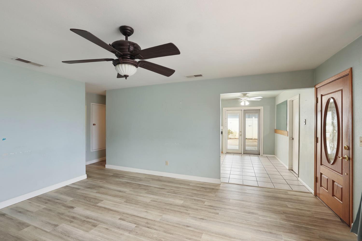 781 Camino Ct, Manteca, CA 95336