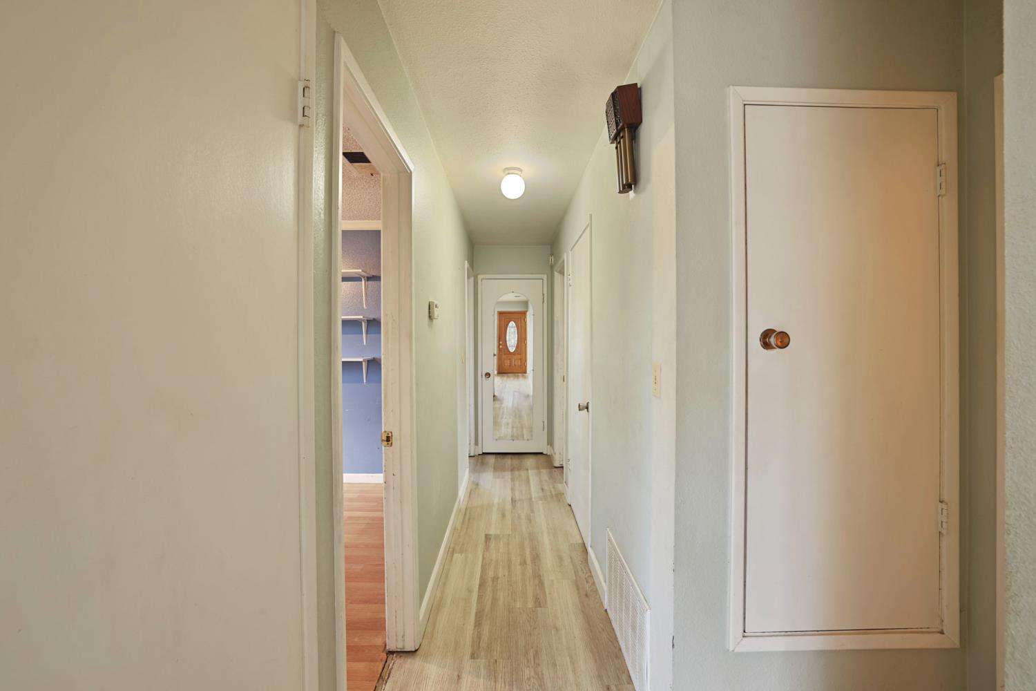 781 Camino Ct, Manteca, CA 95336
