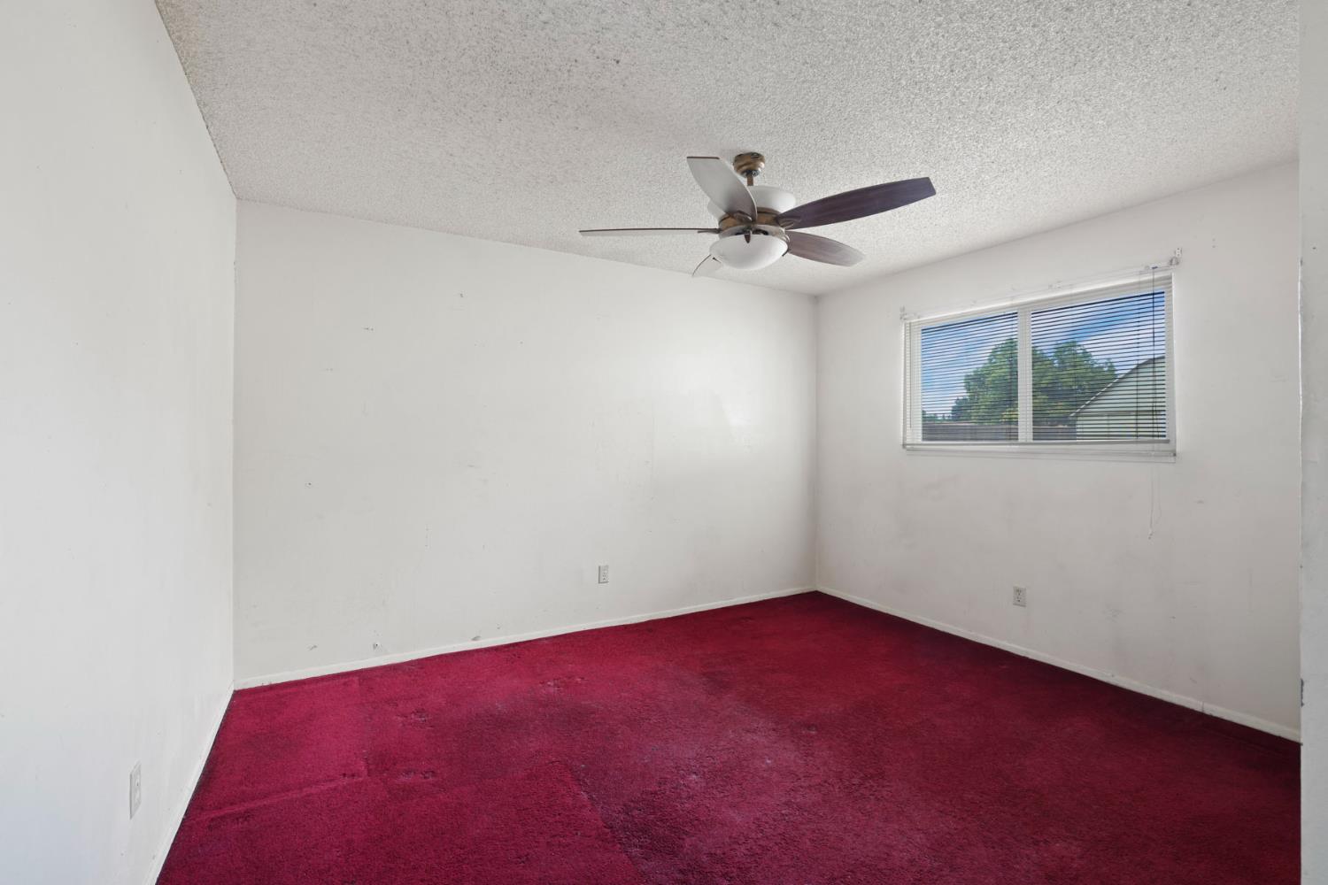 781 Camino Ct, Manteca, CA 95336