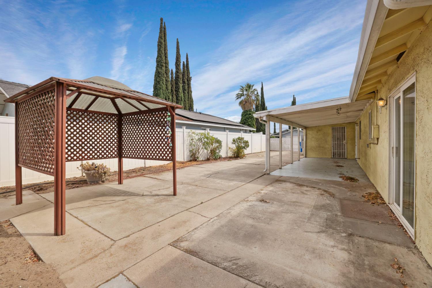 781 Camino Ct, Manteca, CA 95336