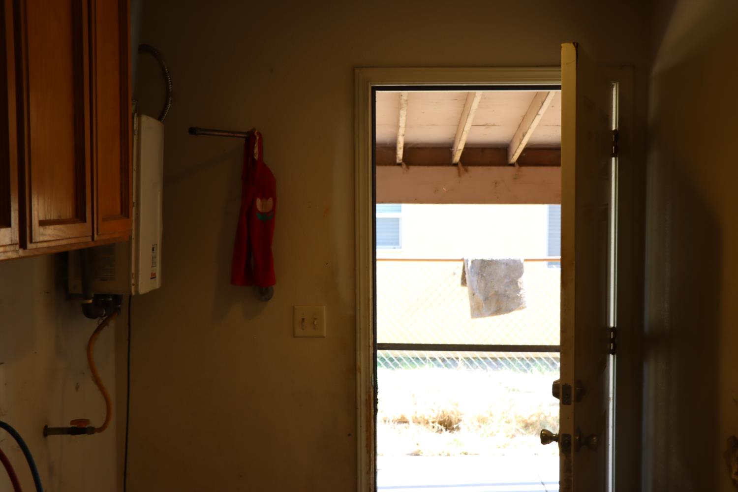 7161 Center St, Winton, CA 95388