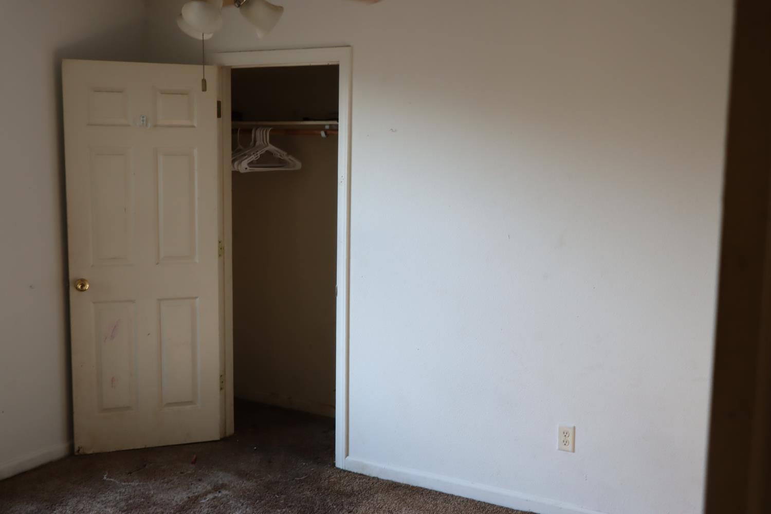 7161 Center St, Winton, CA 95388