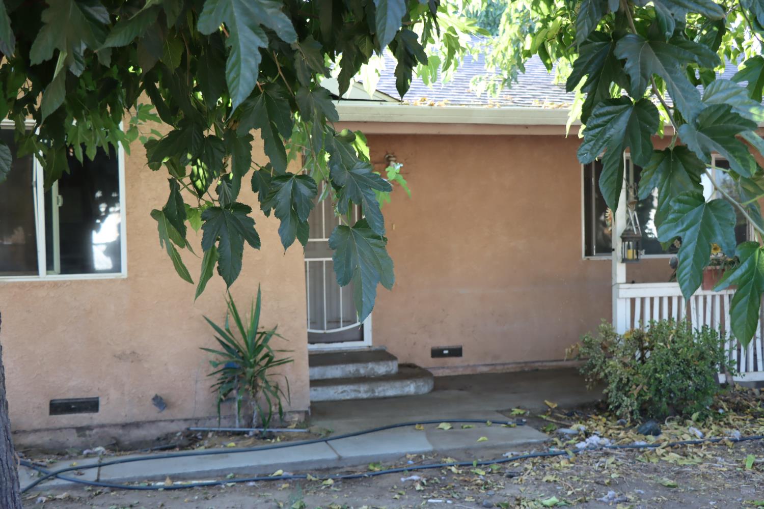 7161 Center St, Winton, CA 95388