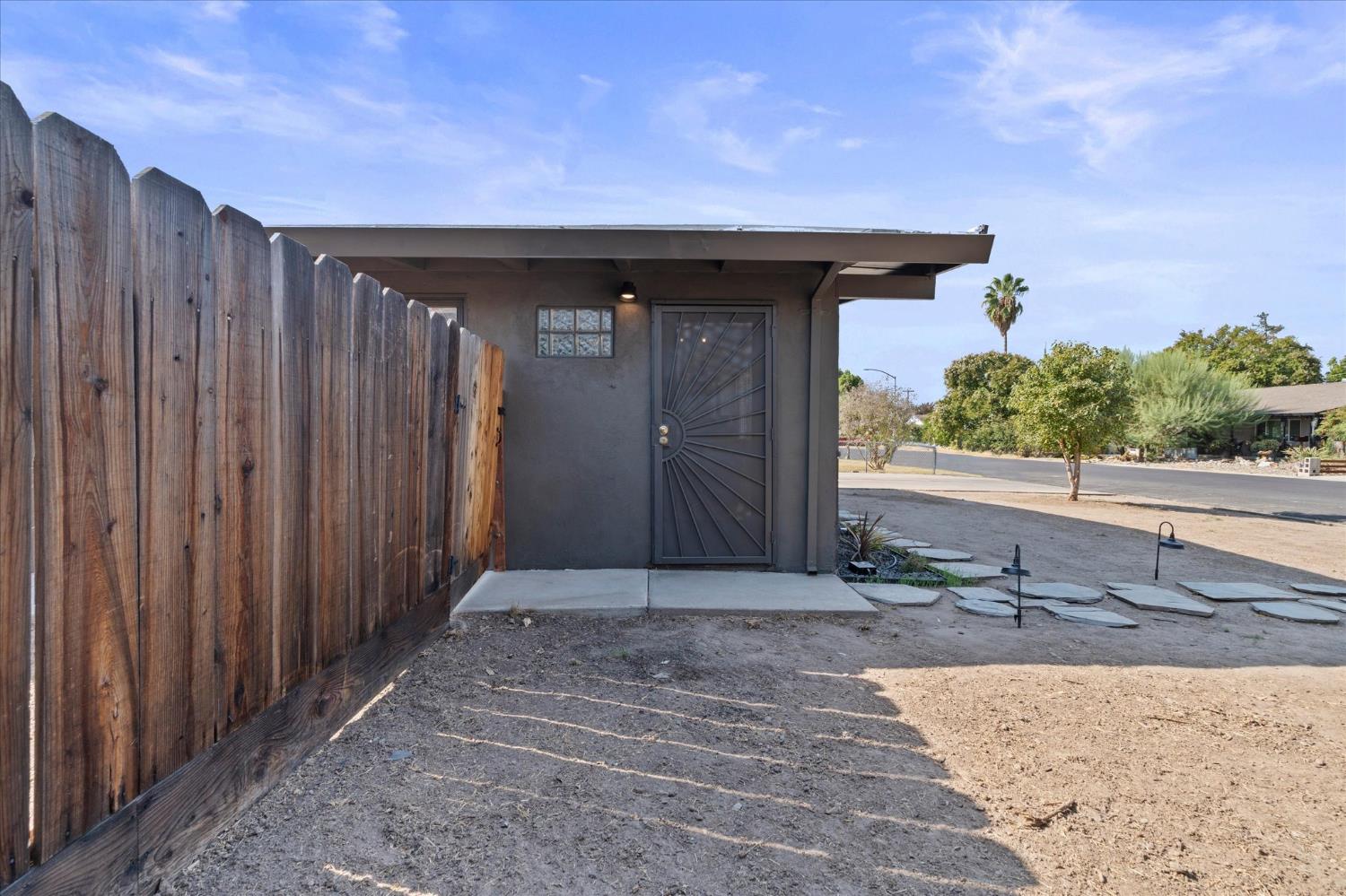 2108 O Farrell Ave, Modesto, CA 95350