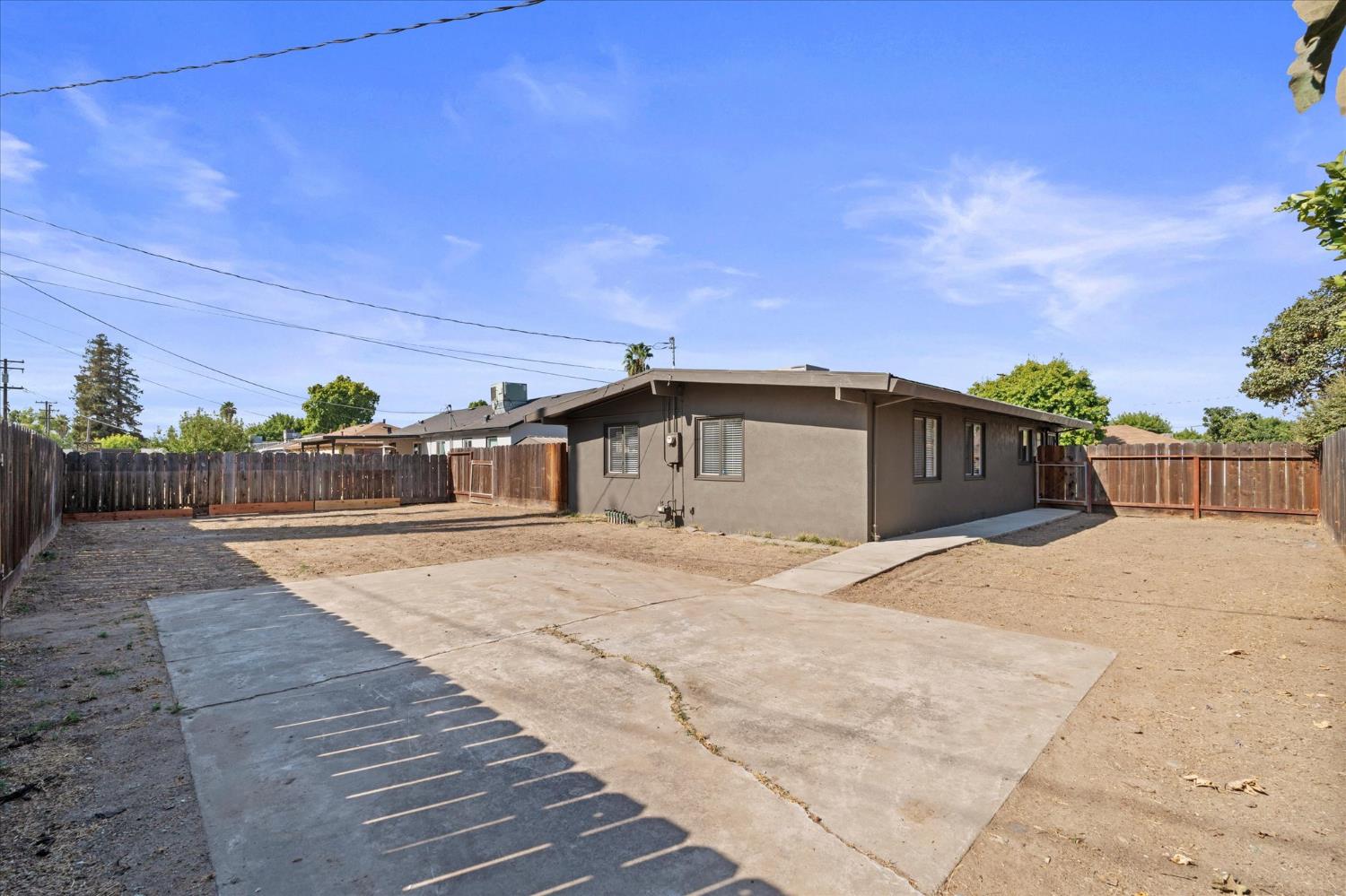 2108 O Farrell Ave, Modesto, CA 95350