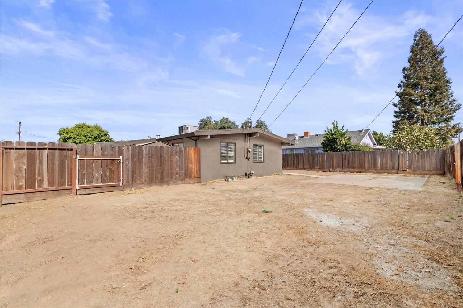 2108 O Farrell Ave, Modesto, CA 95350