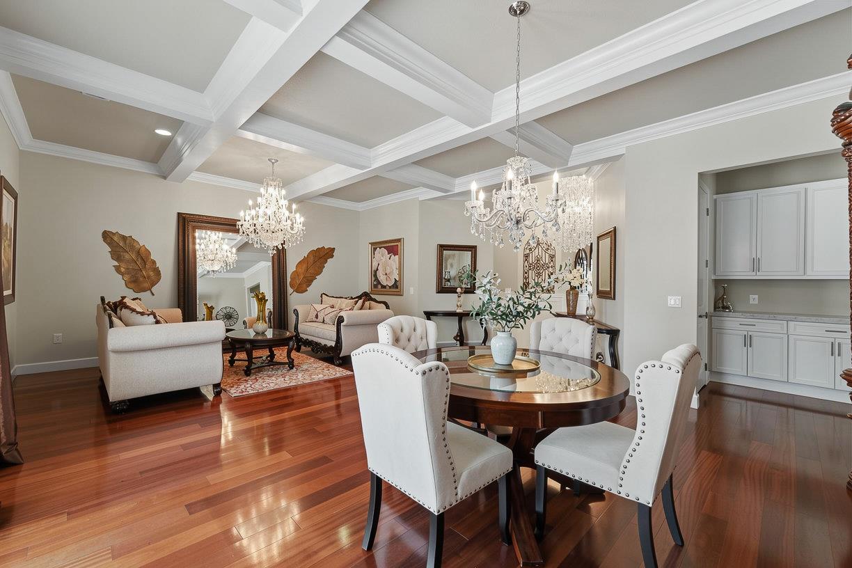 1546 Terracina Cir, Manteca, CA 95336