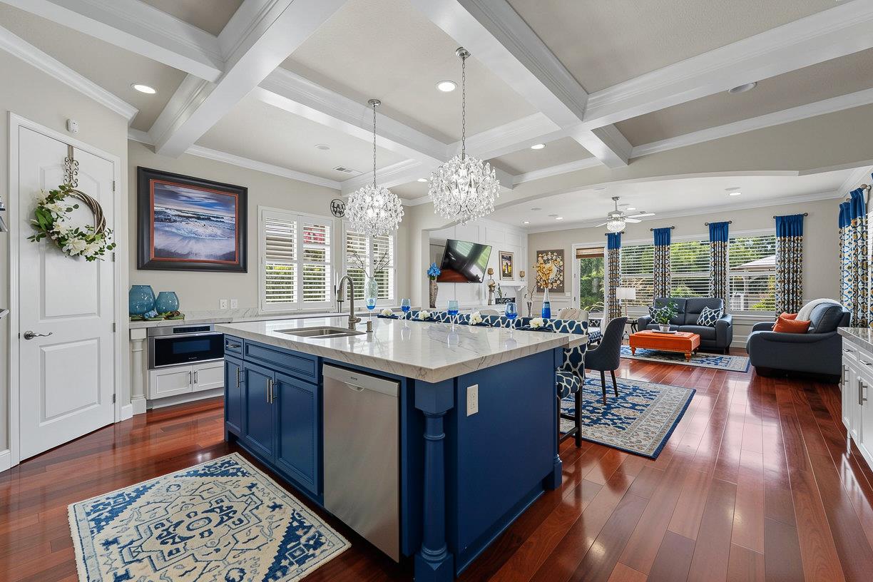 1546 Terracina Cir, Manteca, CA 95336