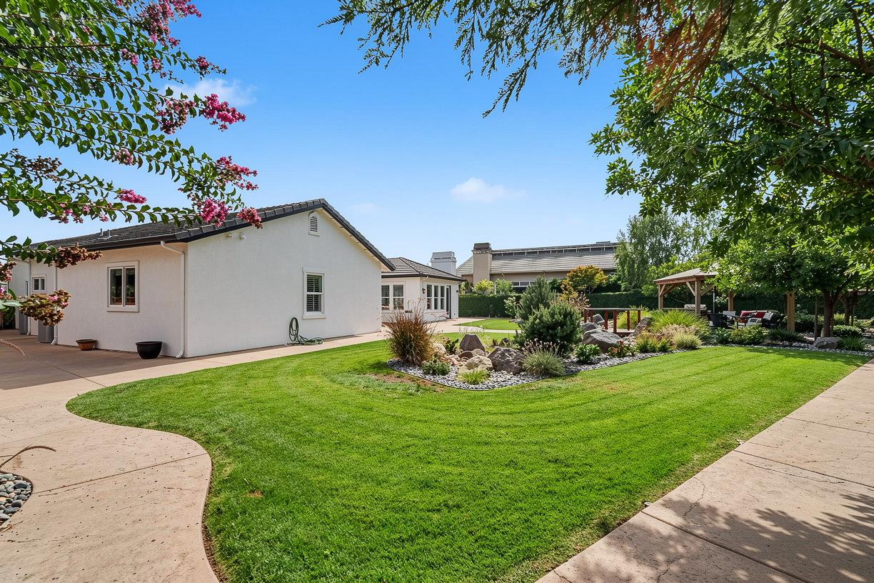 1546 Terracina Cir, Manteca, CA 95336