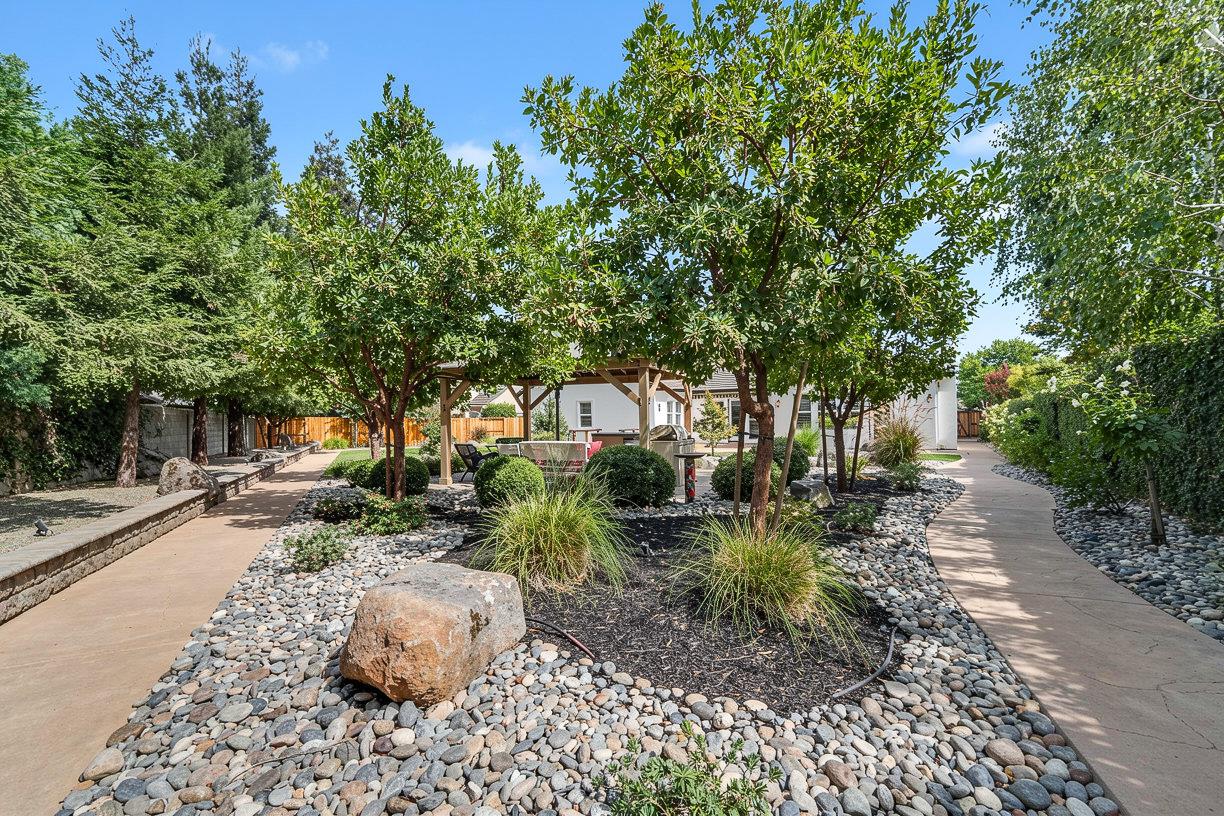1546 Terracina Cir, Manteca, CA 95336