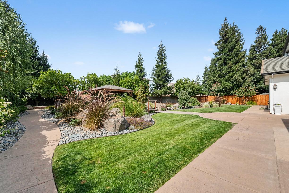 1546 Terracina Cir, Manteca, CA 95336