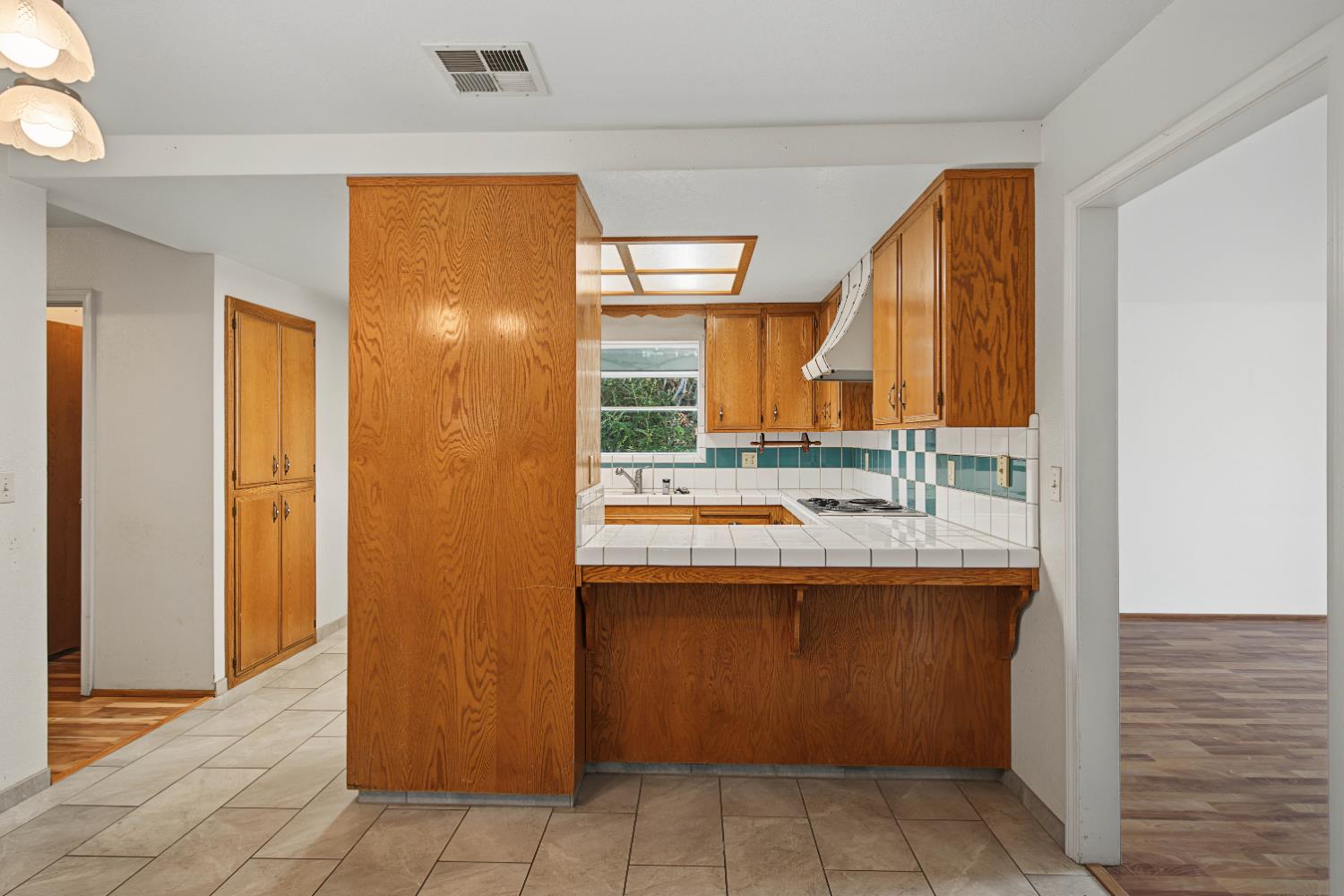 749 Meadow Way, Manteca, CA 95336