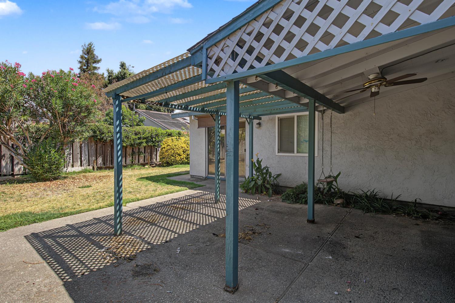 749 Meadow Way, Manteca, CA 95336