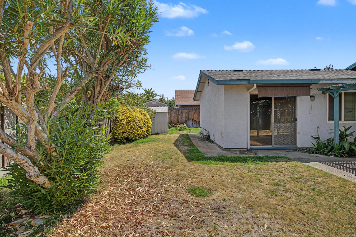 749 Meadow Way, Manteca, CA 95336