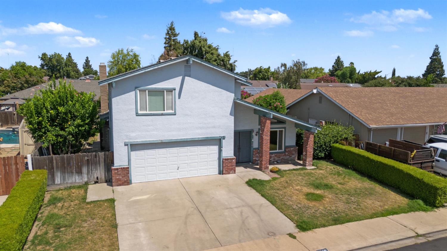 749 Meadow Way, Manteca, CA 95336