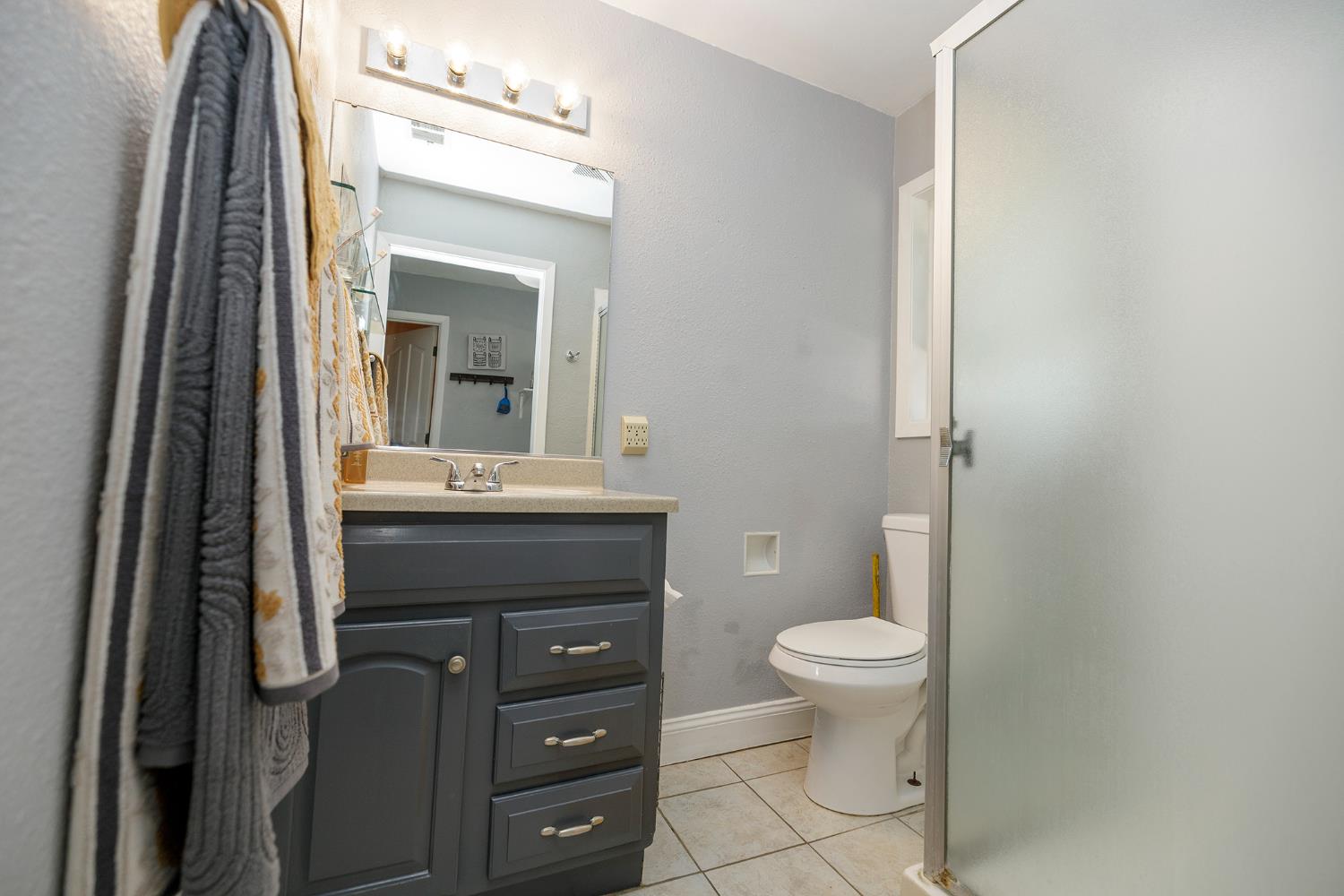 1815 E Marshall St, Turlock, CA 95380