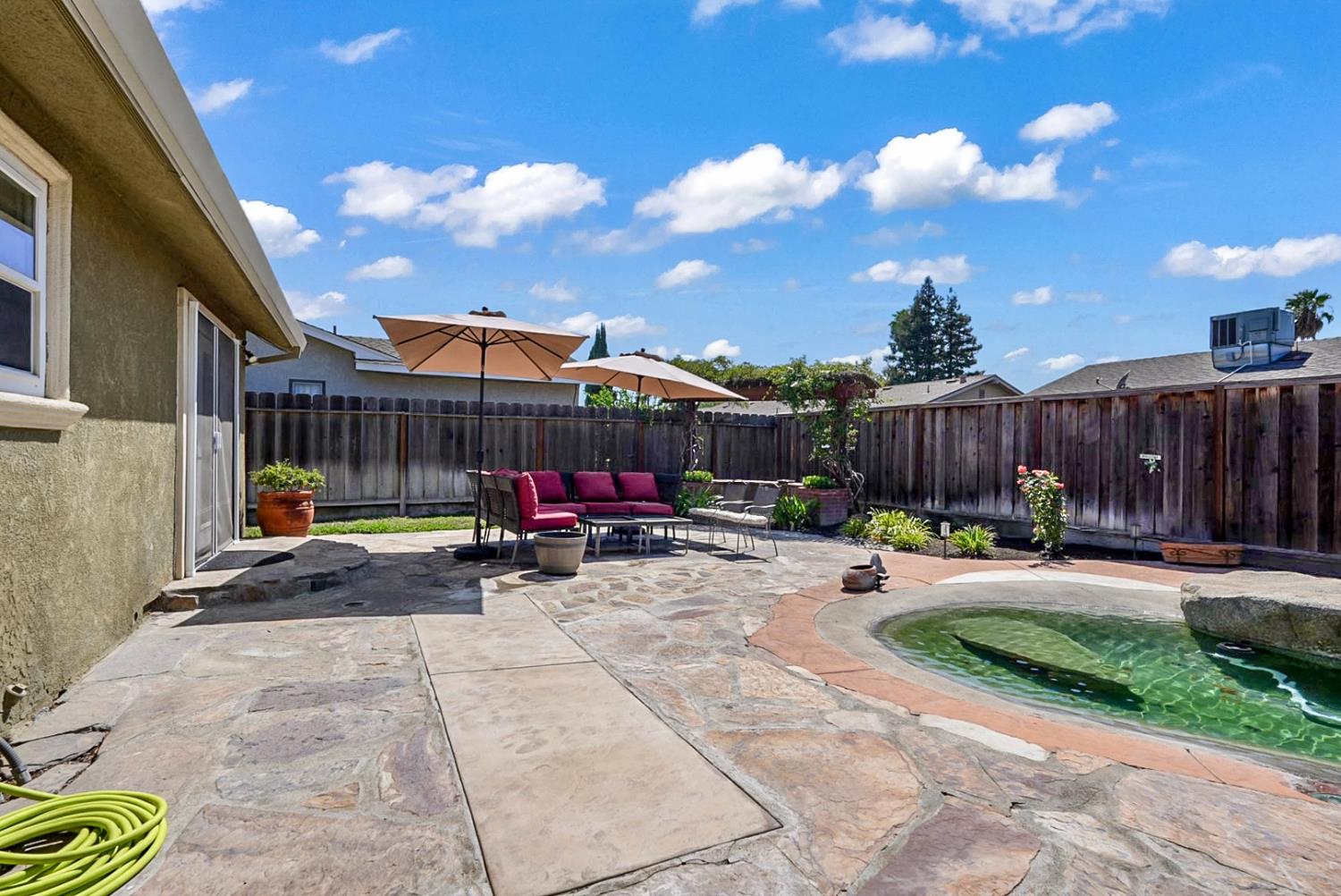 1945 Clemson Ct, Turlock, CA 95382